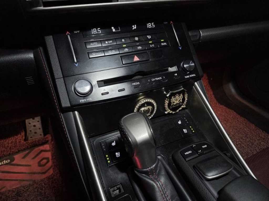 렉서스 IS 뉴IS250 F-SPORT 이미지 14