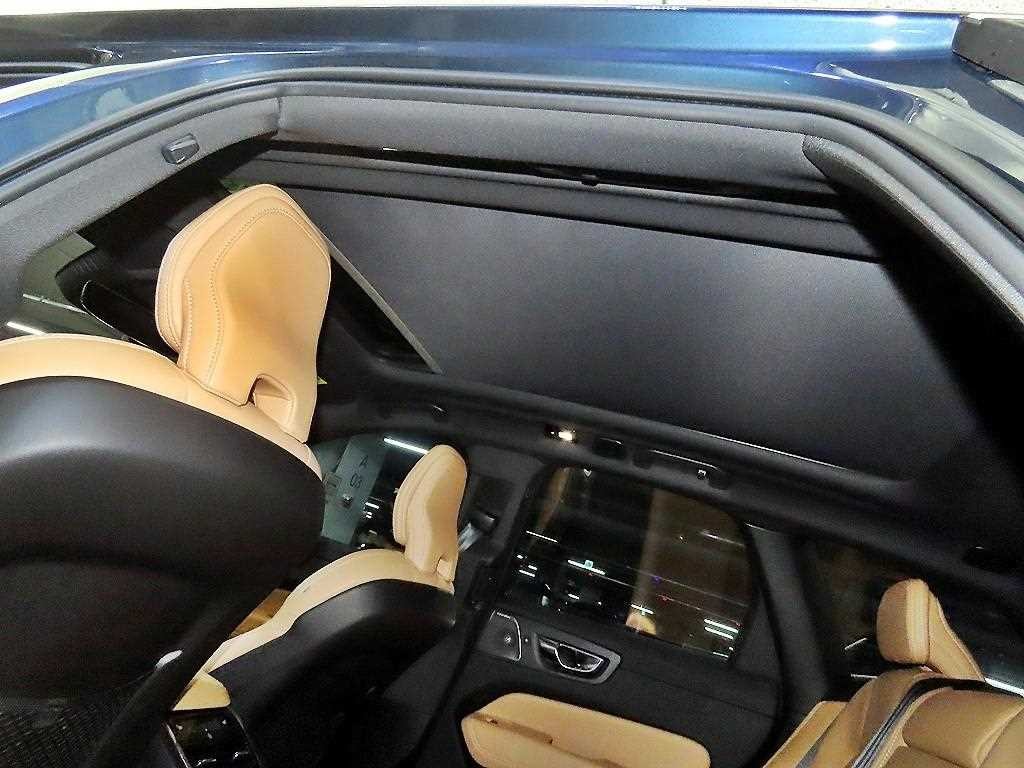 볼보 XC60 XC60(2세대) B5 AWD 인스크립션 이미지 16