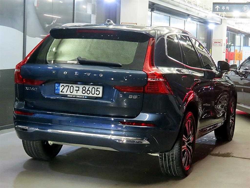 볼보 XC60 XC60(2세대) B5 AWD 인스크립션 이미지 4
