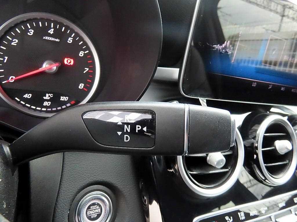 벤츠 C 클래스 C클래스 W205 C200 이미지 10