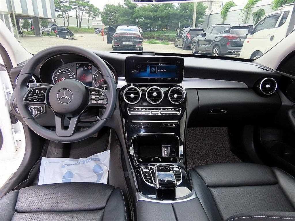 벤츠 C 클래스 C클래스 W205 C200 이미지 7