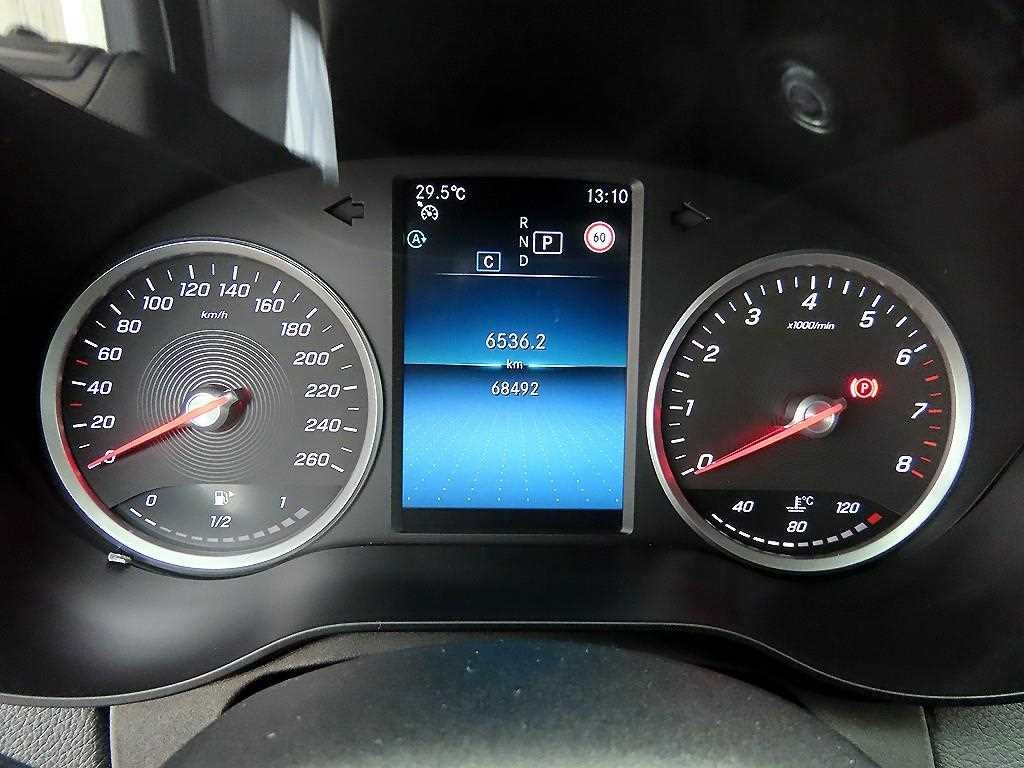 벤츠 C 클래스 C클래스 W205 C200 이미지 9
