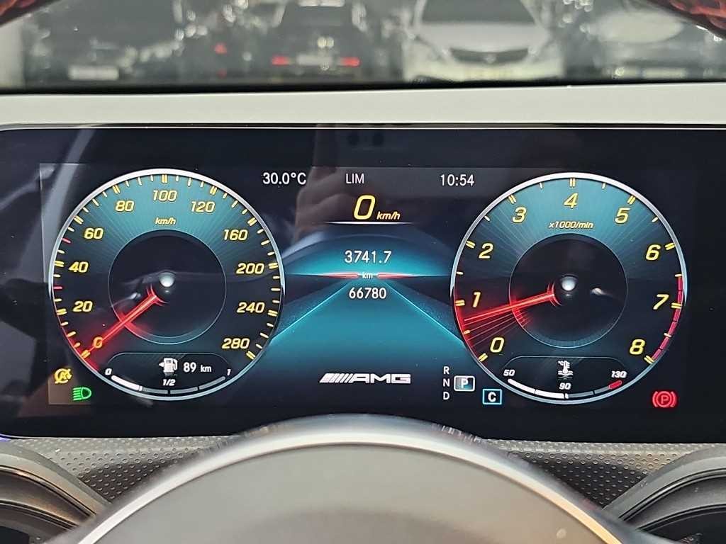 벤츠 A 클래스 A클래스 W177 AMG A35 4MATIC 세단 이미지 6