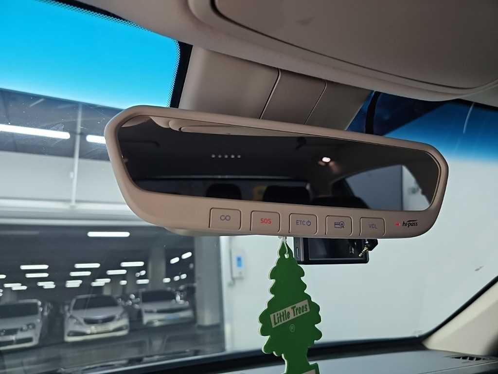 제네시스 G90 3.3 T AWD 프리미엄 럭셔리 이미지 18