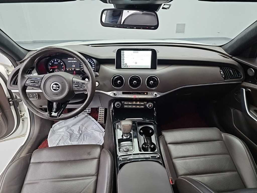 기아 스팅어 가솔린 2.0 터보 AWD 플래티넘 이미지 7