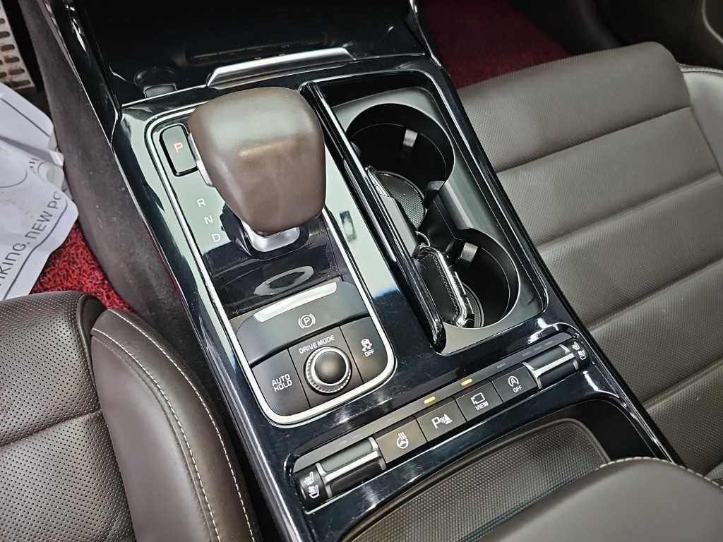 기아 스팅어 가솔린 2.0 터보 AWD 플래티넘 이미지 8