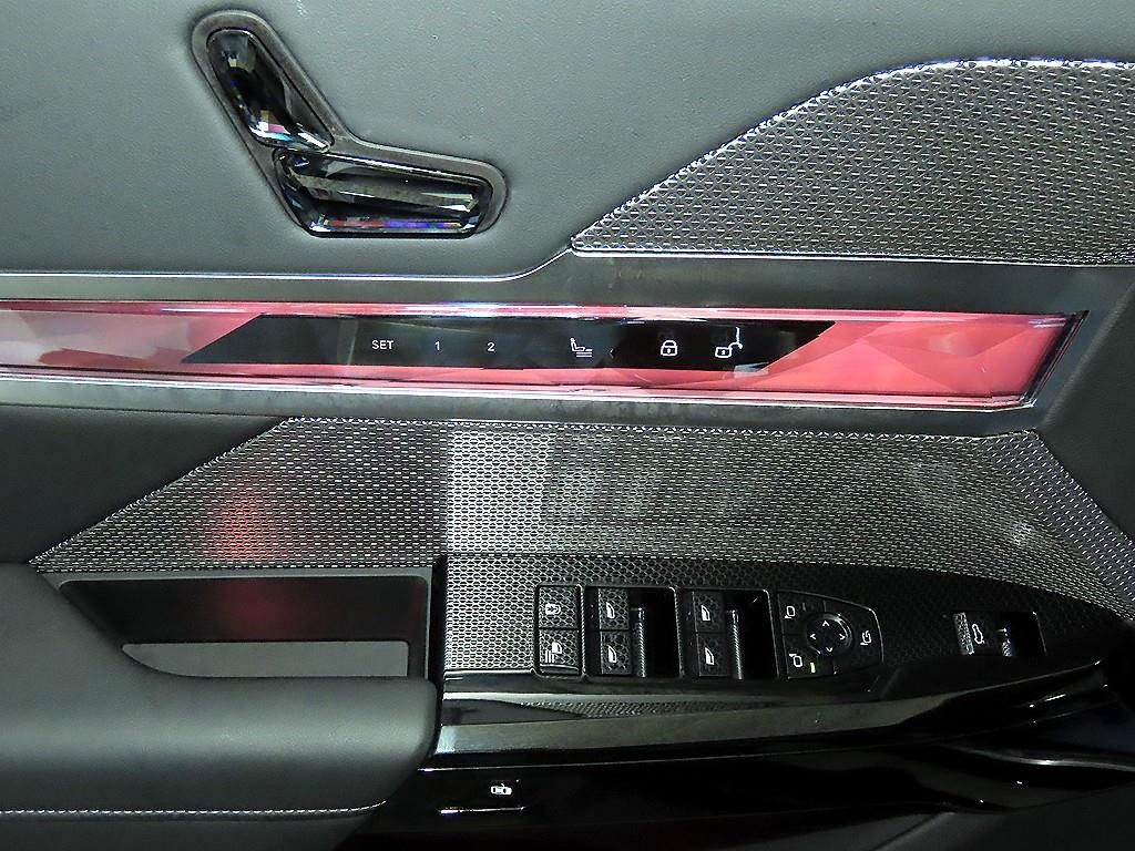 BMW 7시리즈 7시리즈 (G70) 740d xDrive M 스포츠 이미지 14