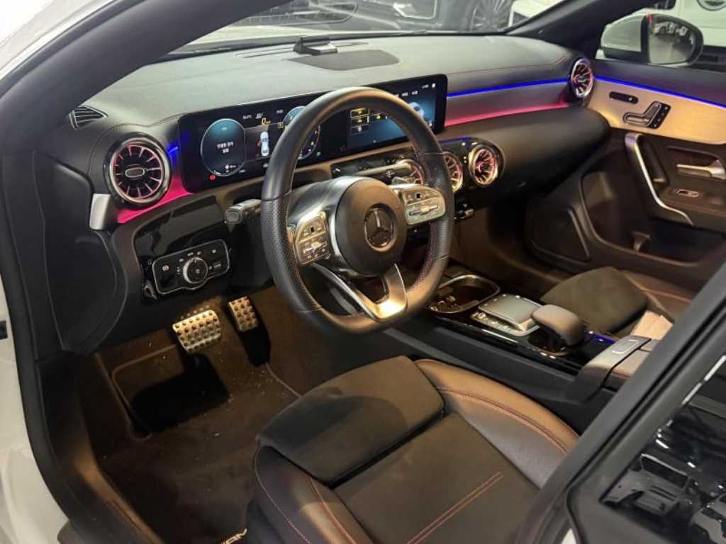 벤츠 CLA 클래스 CLA클래스 C118 CLA 250 4MATIC 이미지 9