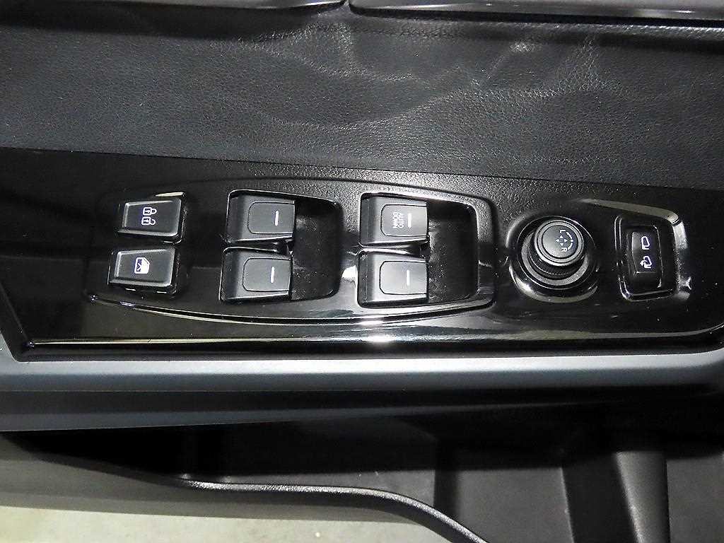 KG모빌리티(쌍용) 토레스 1.5 GDI-T 2WD T5 이미지 13