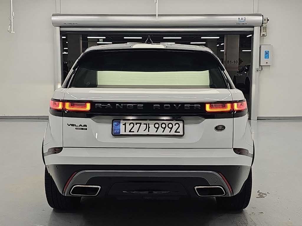 랜드로버 레인지로버 벨라 3.0 D300 R-다이나믹 SE 이미지 3