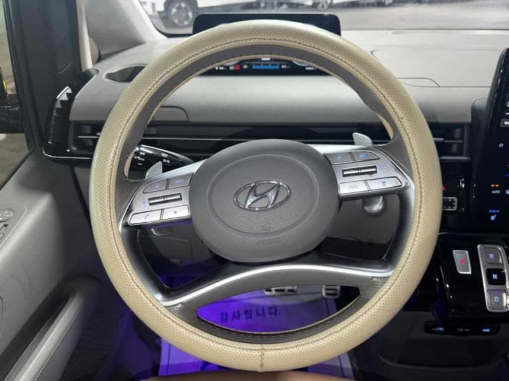 현대 스타리아 4WD 디젤 라운지 인스퍼레이션 9인승 이미지 8