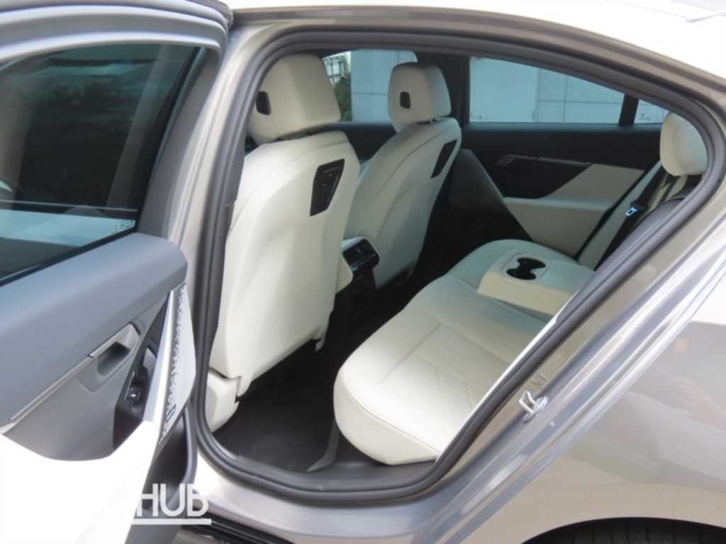 BMW 5시리즈 5시리즈 (G60) 520i M 스포츠 이미지 13