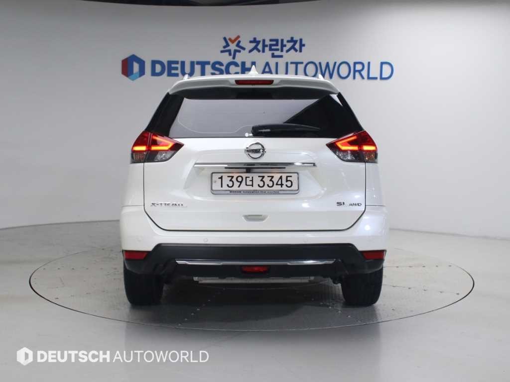 닛산 엑스트레일 2.5 4WD 이미지 4