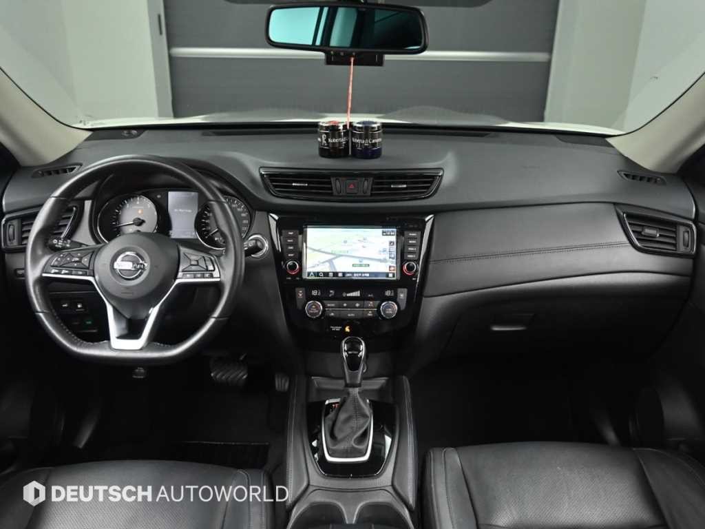 닛산 엑스트레일 2.5 4WD 이미지 7