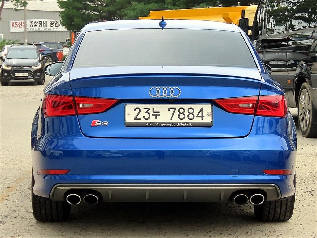 아우디 S3 2.0 TFSI 콰트로 이미지 4