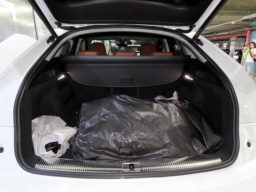 아우디 Q5 Q5 (FY) 40 TDI 콰트로 스포트백 이미지 16