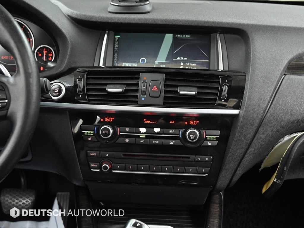 BMW X4 X4 (F26) xDrive 20d 이미지 14