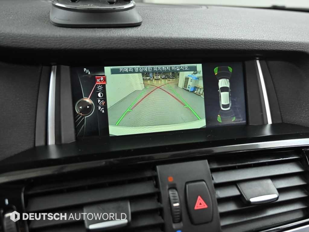BMW X4 X4 (F26) xDrive 20d 이미지 15