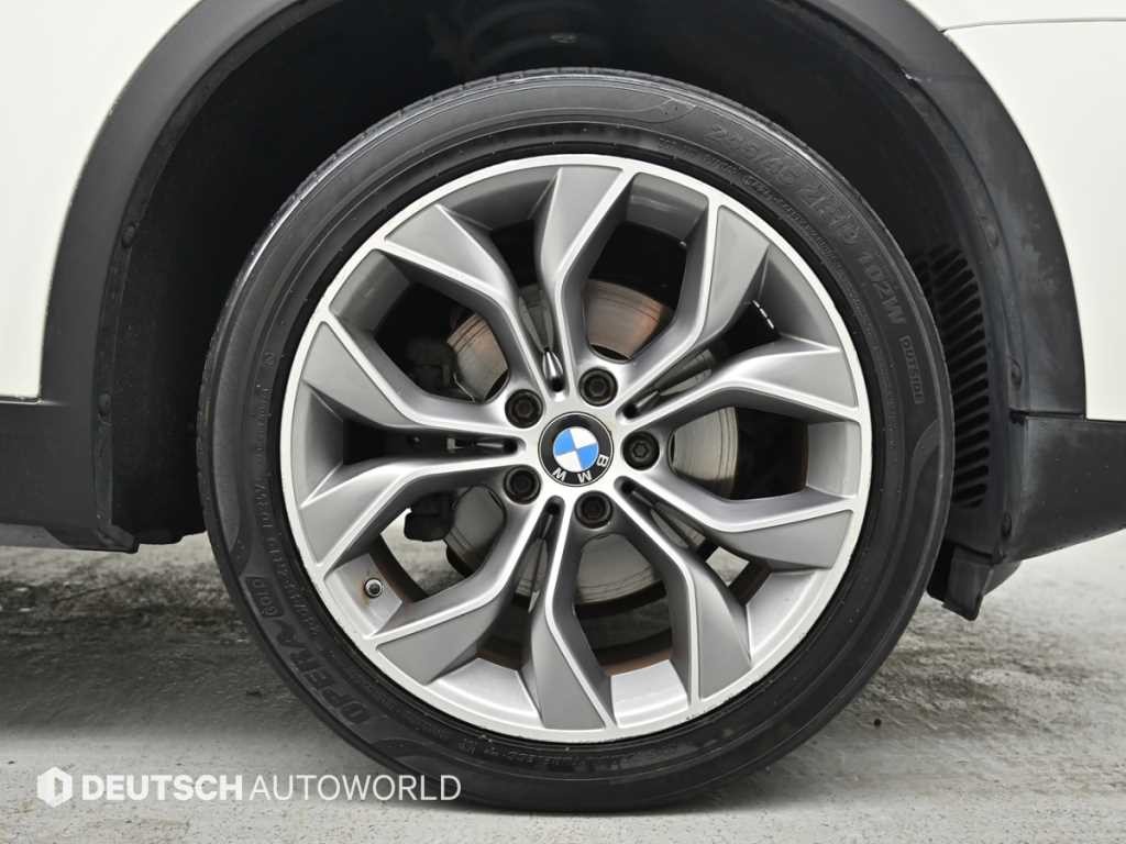 BMW X4 X4 (F26) xDrive 20d 이미지 5