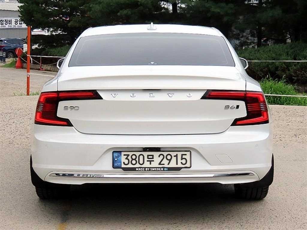 볼보 S90 B6 AWD 인스크립션 이미지 4