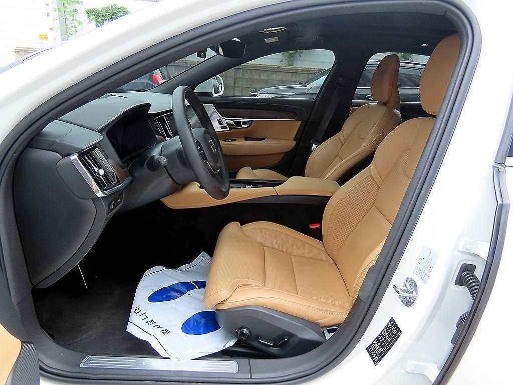 볼보 S90 B6 AWD 인스크립션 이미지 5