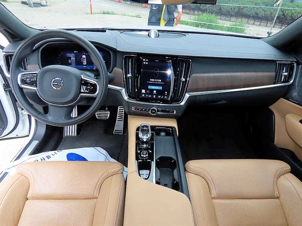 볼보 S90 B6 AWD 인스크립션 이미지 7