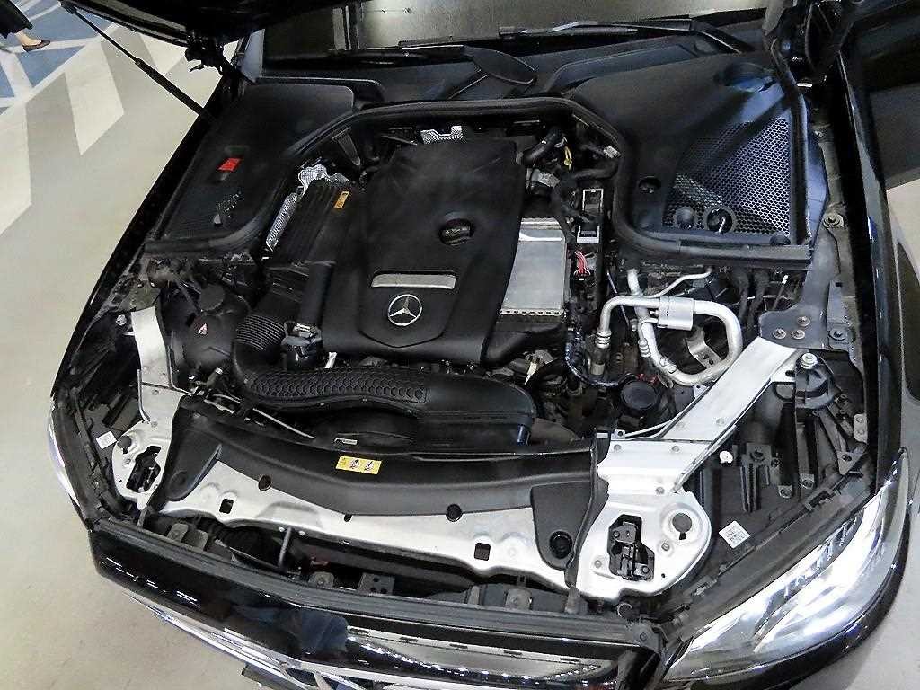 벤츠 E 클래스 E-클래스 W213 E250 아방가르드 이미지 19