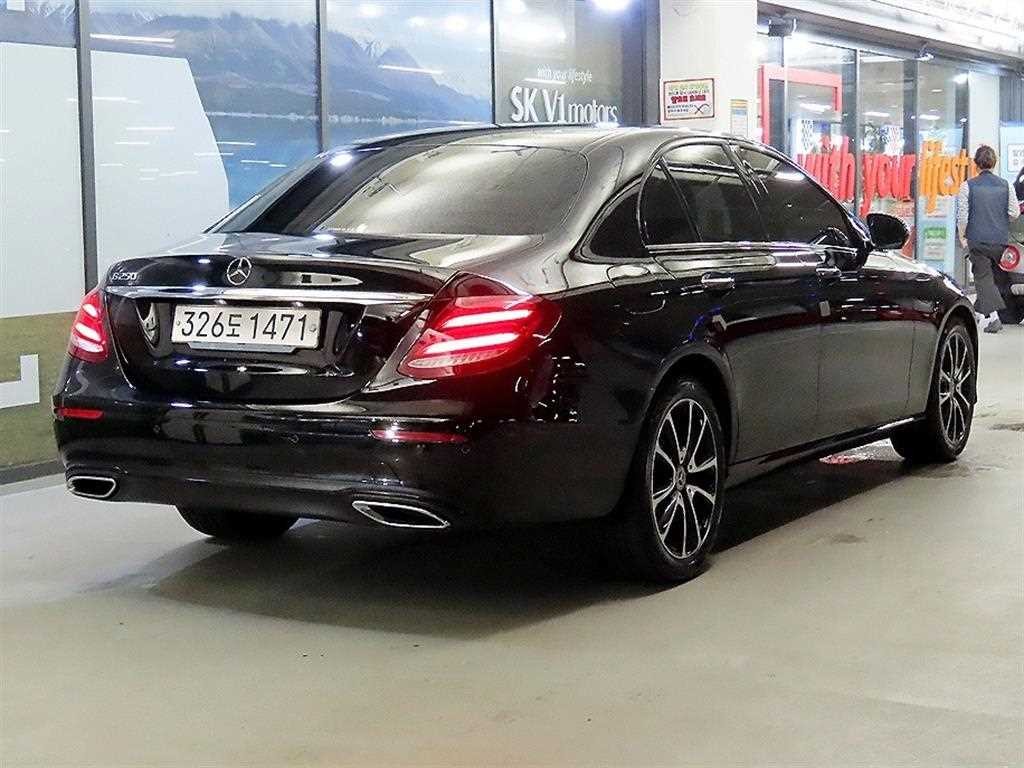 벤츠 E 클래스 E-클래스 W213 E250 아방가르드 이미지 4