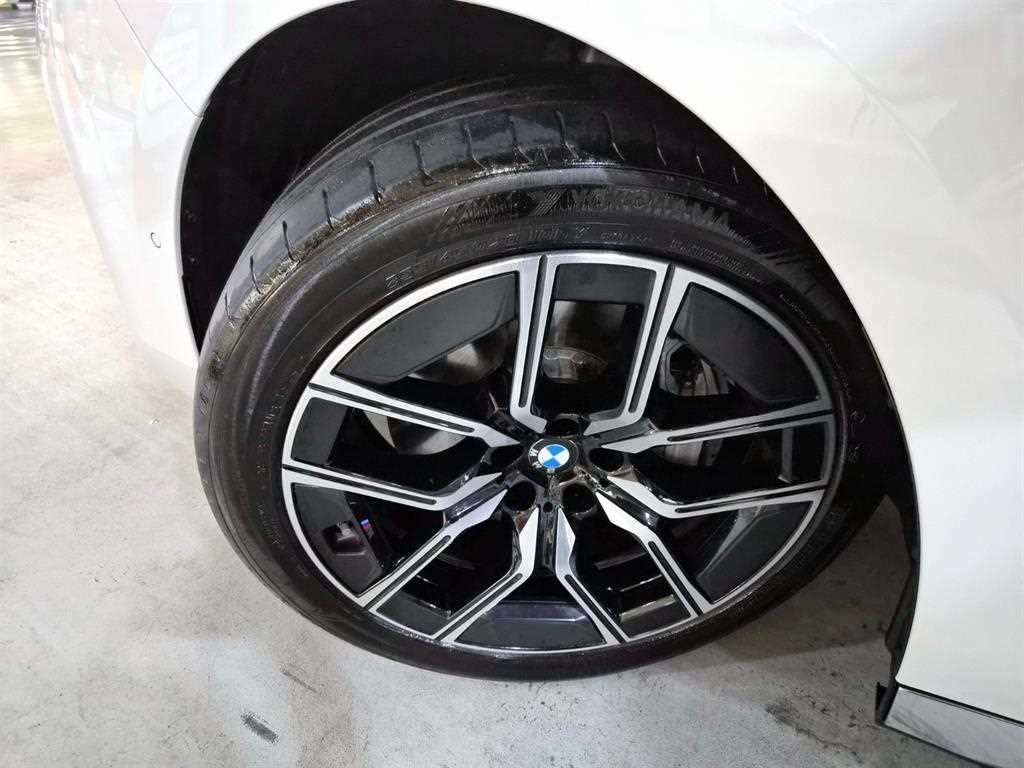 BMW 7시리즈 7시리즈 (G70) 740i xDrive M 스포츠 이미지 20