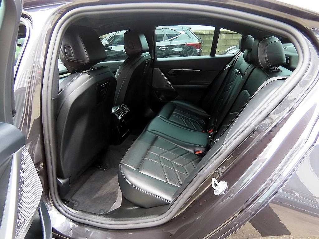 BMW 5시리즈 5시리즈 (G60) 520i M 스포츠 이미지 6