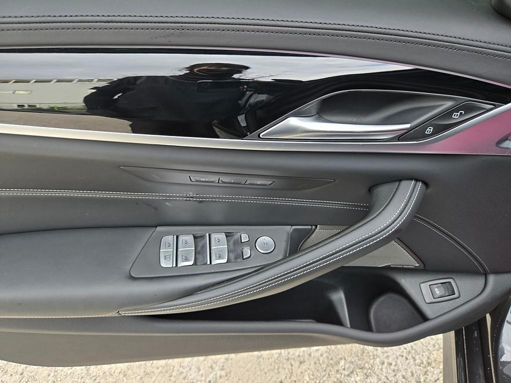 BMW 5시리즈 5시리즈 (G30) 520d xDrive M 스포츠 플러스 이미지 12