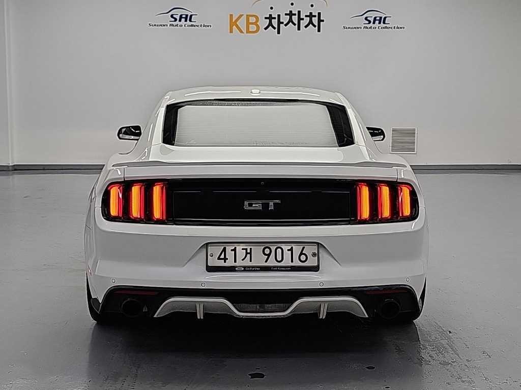 포드 머스탱 머스탱 6세대 2.3 쿠페 이미지 3