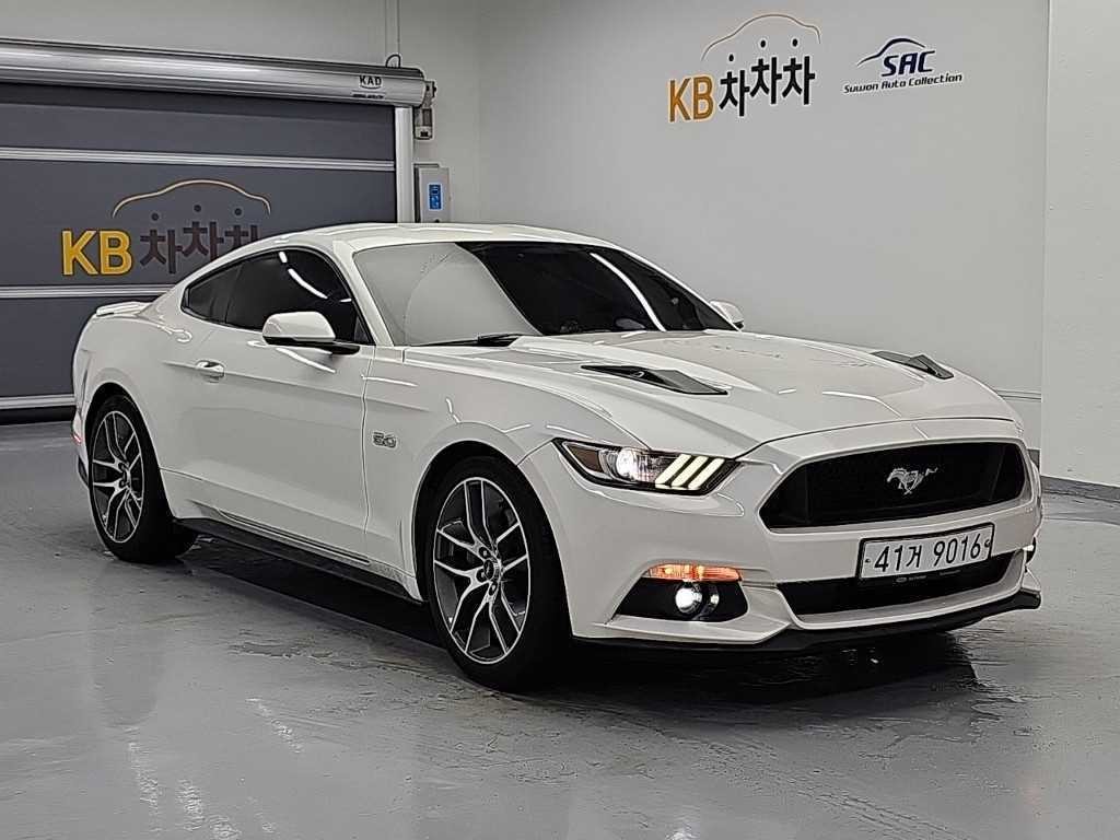 포드 머스탱 머스탱 6세대 2.3 쿠페 이미지 4