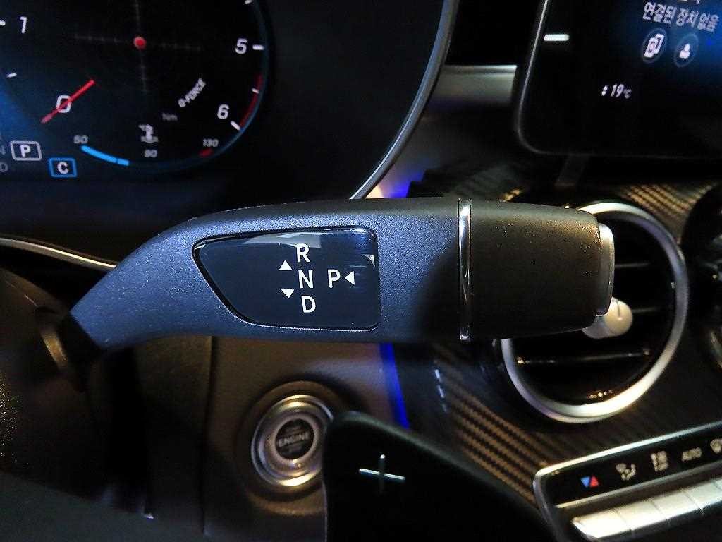 벤츠 GLC 클래스 GLC클래스 X253 GLC 220 d 4MATIC 쿠페 이미지 12