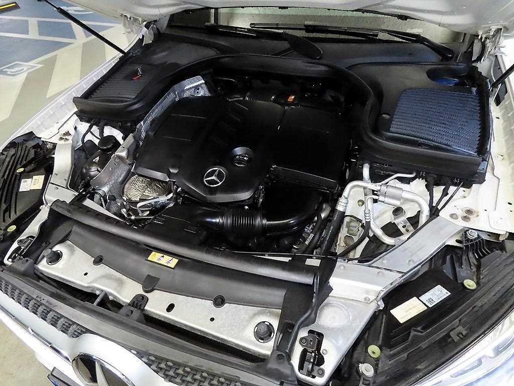 벤츠 GLC 클래스 GLC클래스 X253 GLC 220 d 4MATIC 쿠페 이미지 19