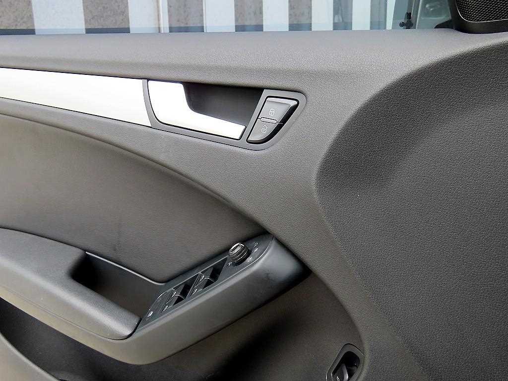 아우디 A4 뉴 A4 2.0 TFSI 콰트로 이미지 11