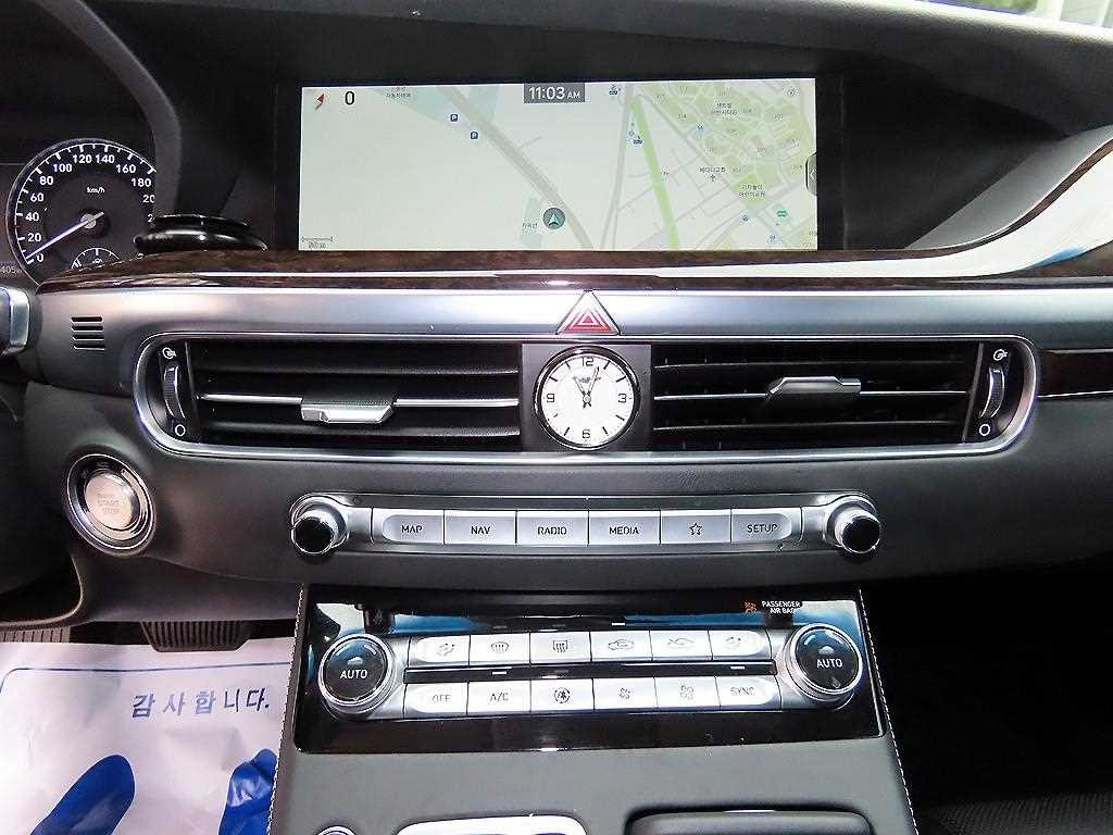 제네시스 G90 3.8 GDI AWD 럭셔리 이미지 13
