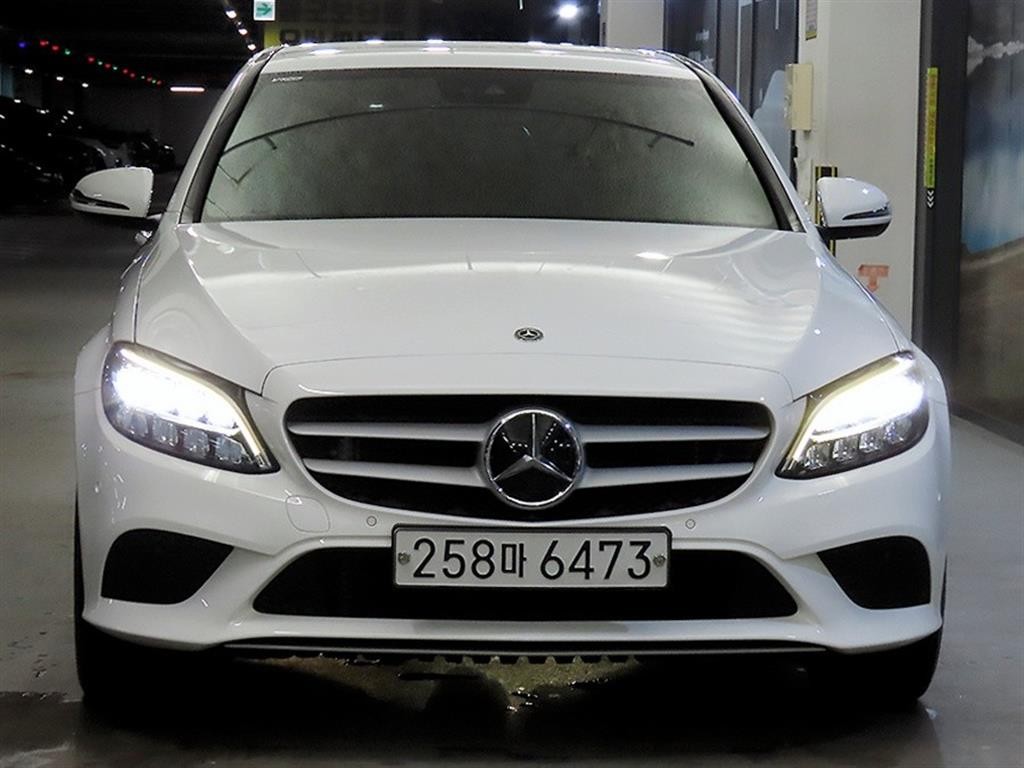 벤츠 C 클래스 C클래스 W205 C200 이미지 2