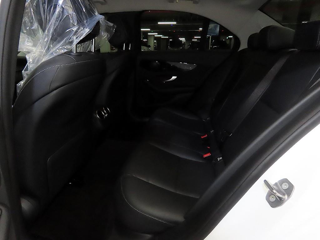 벤츠 C 클래스 C클래스 W205 C200 이미지 7