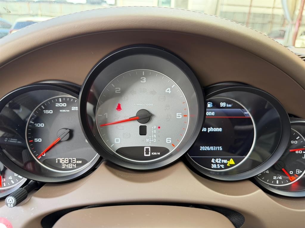 포르쉐 카이엔 뉴 카이엔 4.2 S 디젤 이미지 20