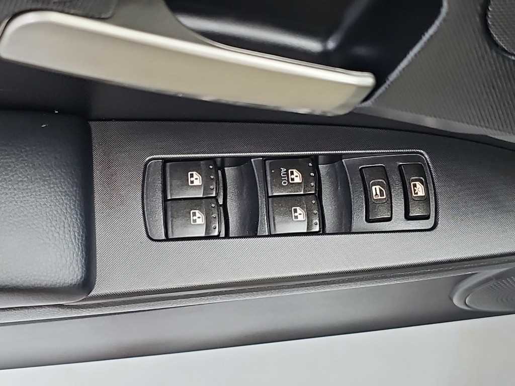 KG모빌리티(쌍용) 코란도 코란도스포츠 디젤 4WD CX7 패션 이미지 17
