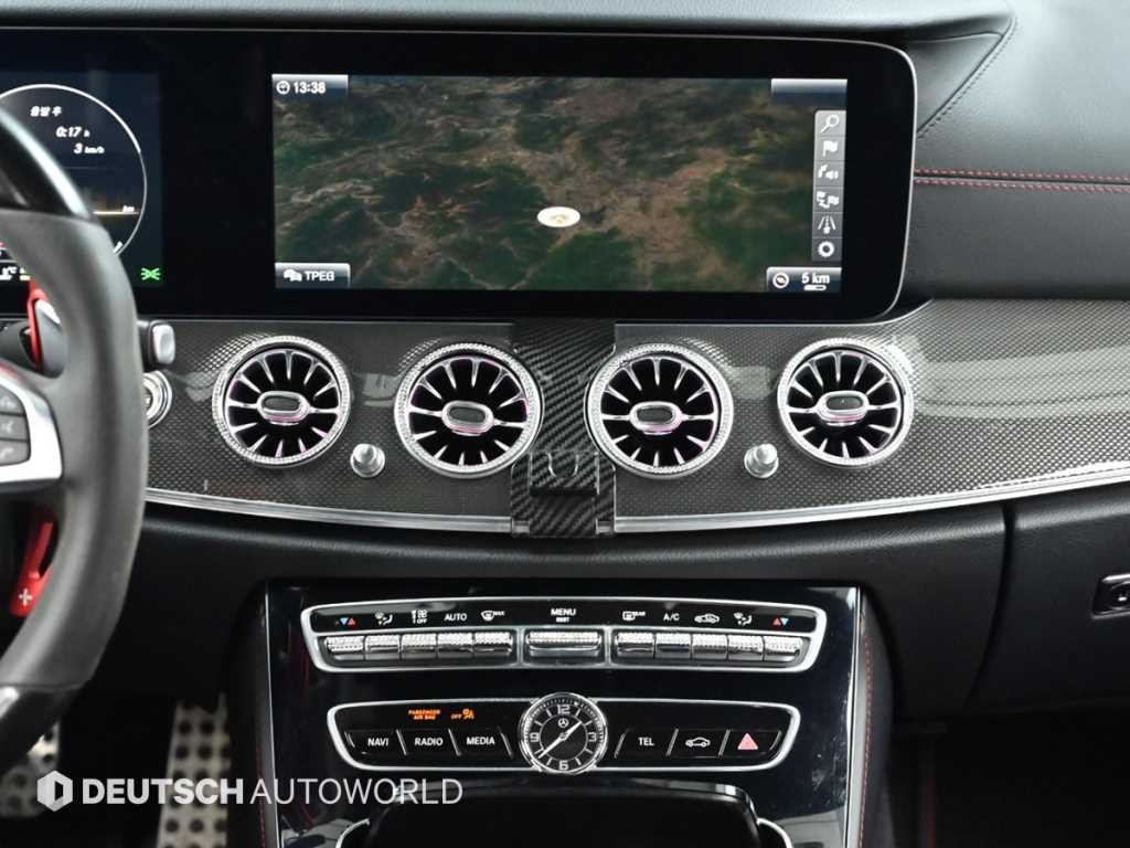 벤츠 E 클래스 E-클래스 W213 E43 AMG 4MATIC 이미지 14