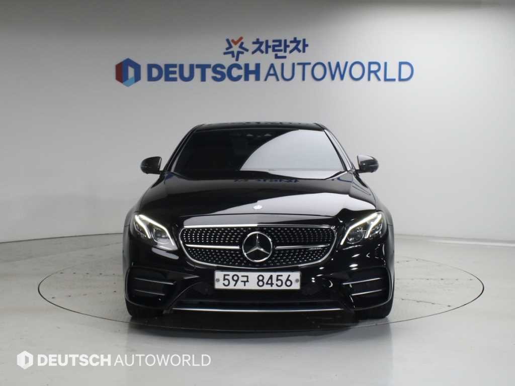 벤츠 E 클래스 E-클래스 W213 E43 AMG 4MATIC 이미지 3