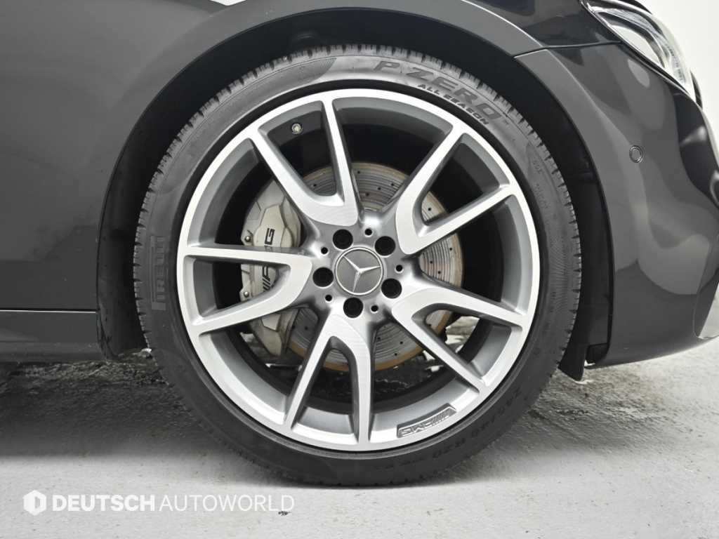 벤츠 E 클래스 E-클래스 W213 E43 AMG 4MATIC 이미지 5