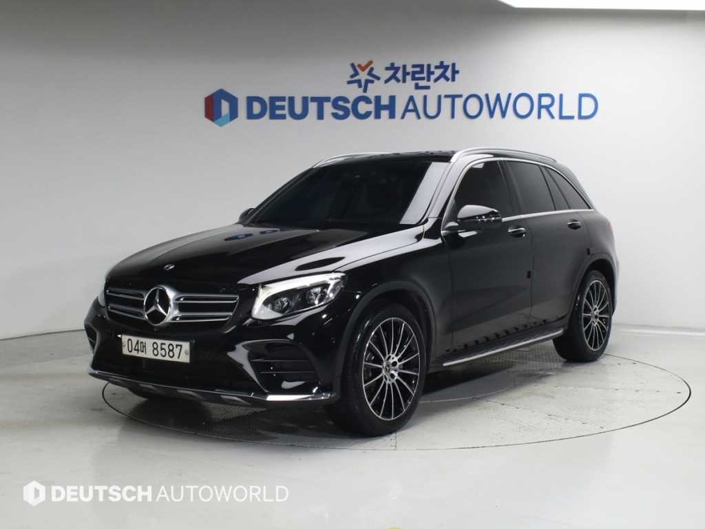 벤츠 GLC 클래스 GLC클래스 X253 GLC 300 4MATIC AMG LINE 이미지 1
