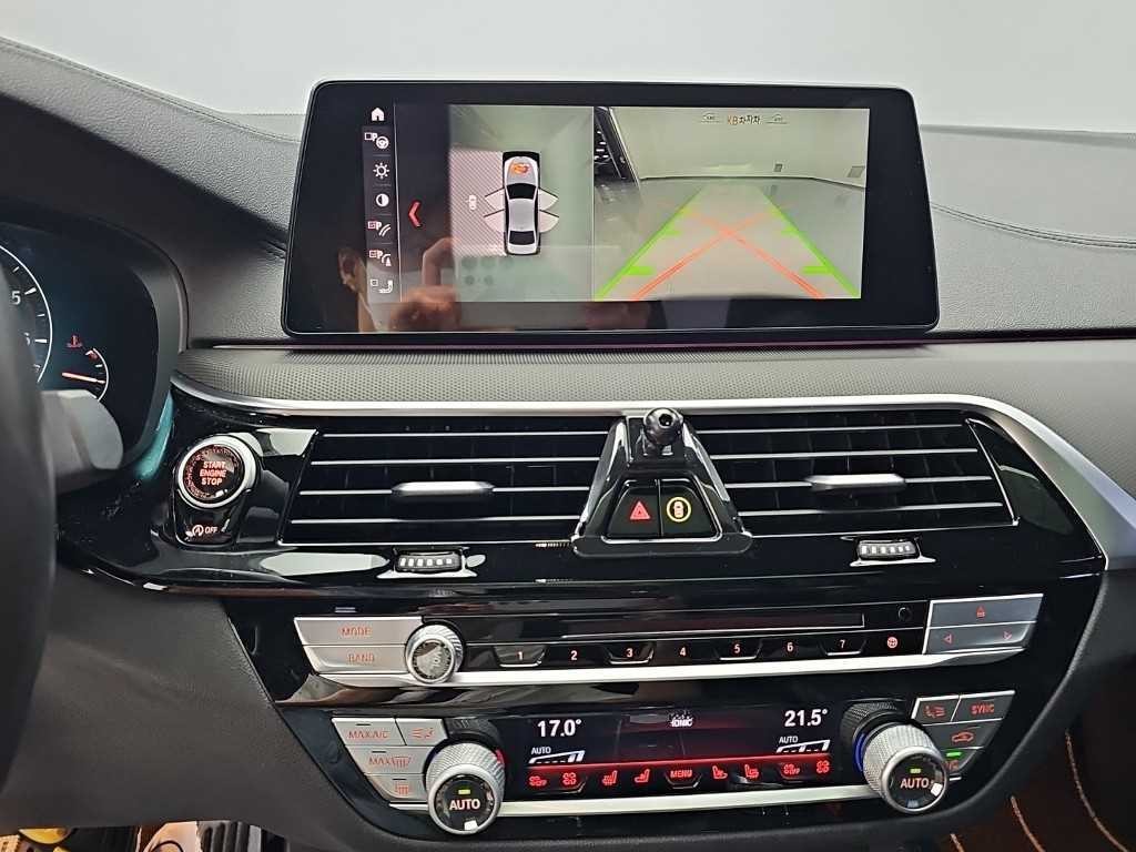 BMW 5시리즈 5시리즈 (G30) 530i M 스포츠 플러스 이미지 10