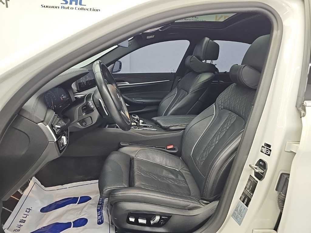 BMW 5시리즈 5시리즈 (G30) 530i M 스포츠 플러스 이미지 11