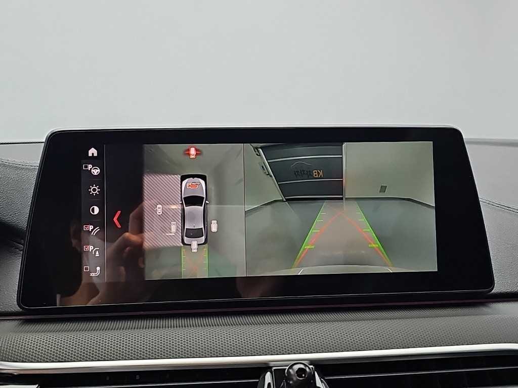 BMW 5시리즈 5시리즈 (G30) 530i M 스포츠 플러스 이미지 16