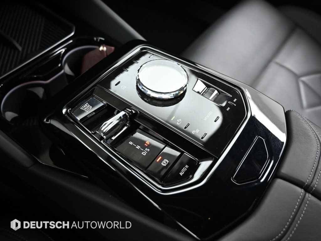BMW 5시리즈 5시리즈 (G60) 530i xDrive M 스포츠 이미지 9