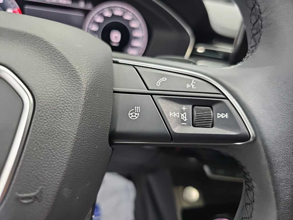 아우디 A5 A5 (F5) 40 TFSI 콰트로 프리미엄 스포트백 이미지 18